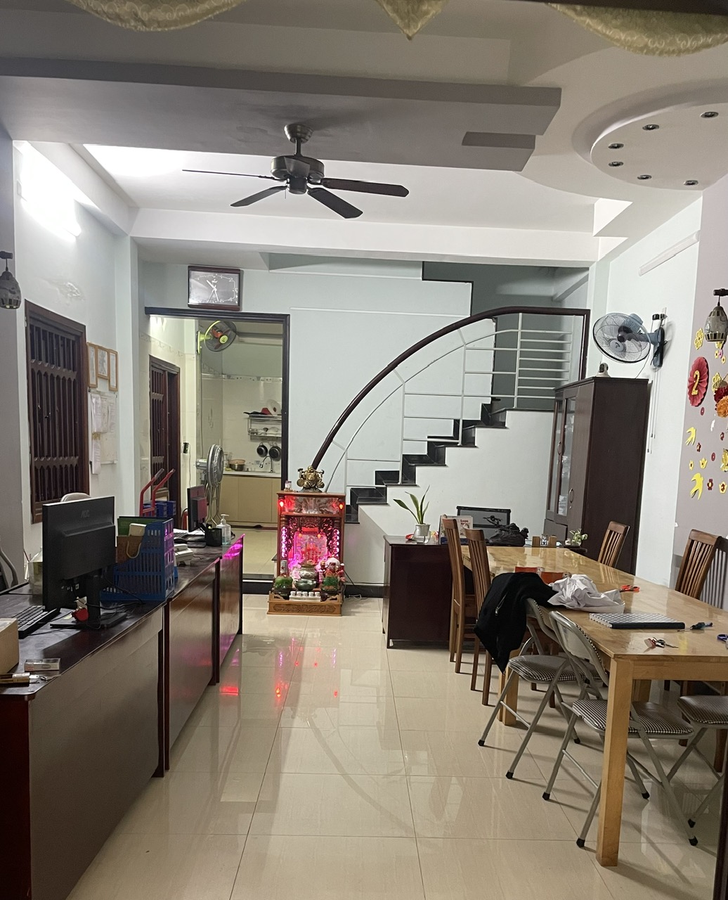 BÁN NHÀ HOÀNG DIỆU , HẢI CHÂU – GẦN ĐƯỜNG CHÍNH - NGAY CHỢ MỚI - 85M2 x 4 TẦNG - NHỈNH 6 TỶ 