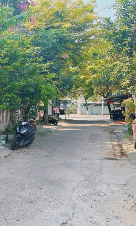 ĐẤT ĐẸP - CÁCH MẠNG THÁNG TÁM - 71M2 NGANG 5M - ĐƯỜNG 4M CÓ LỀ -THÔNG THĂNG LONG