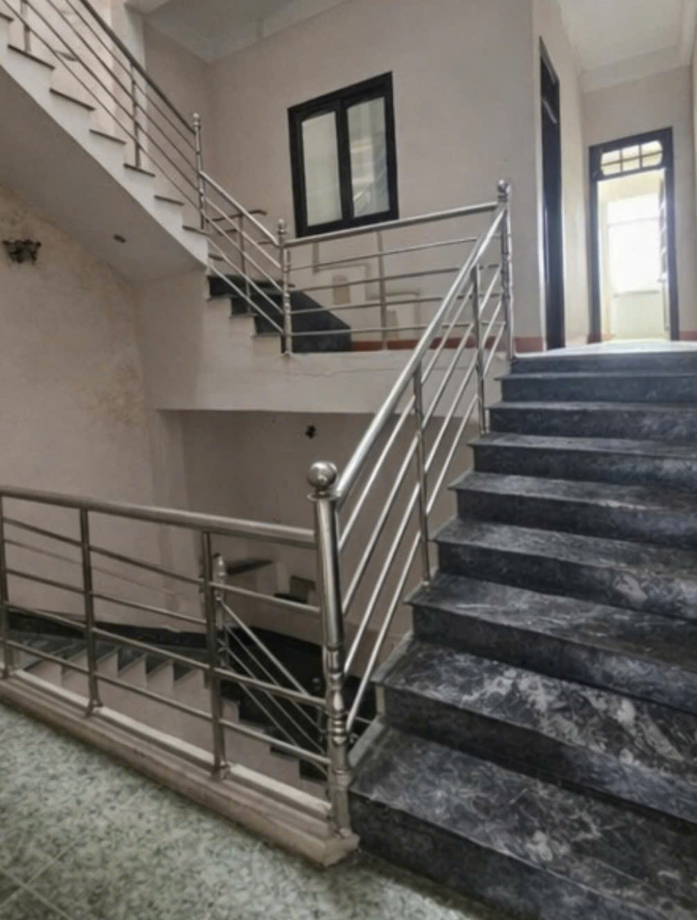  BÁN NHÀ MT ĐƯỜNG 10M5 NGUYỄN ĐỨC TRUNG – SÁT ĐỖ NGỌC DU - 100M2 x 4 TẦNG