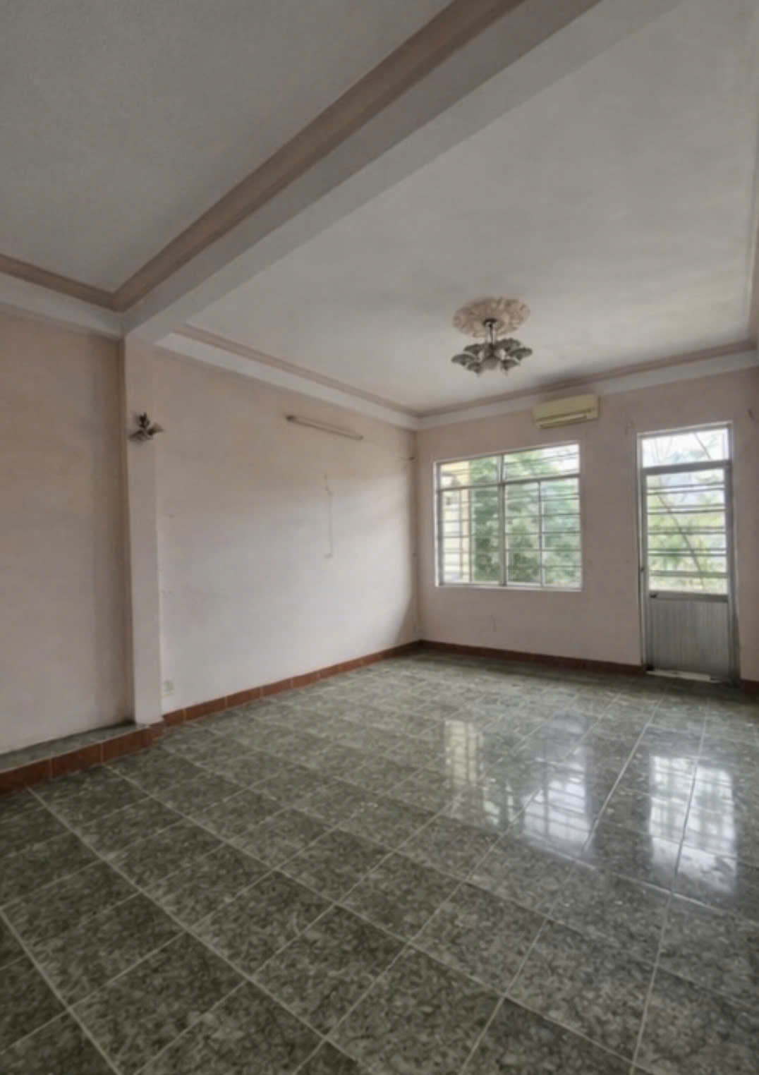  BÁN NHÀ MT ĐƯỜNG 10M5 NGUYỄN ĐỨC TRUNG – SÁT ĐỖ NGỌC DU - 100M2 x 4 TẦNG