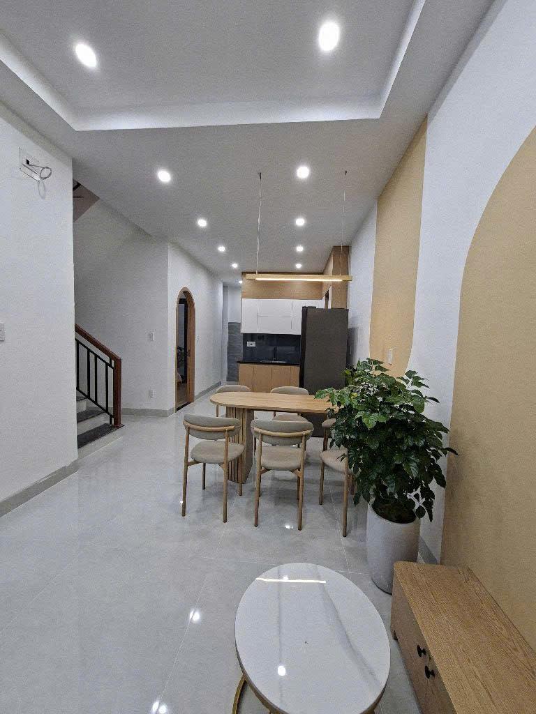 Nhà Cẩm Bắc - 3 Tầng Xây Mới - Ngang 6,5m - Full Nội Thất - Giá 5 tỷ