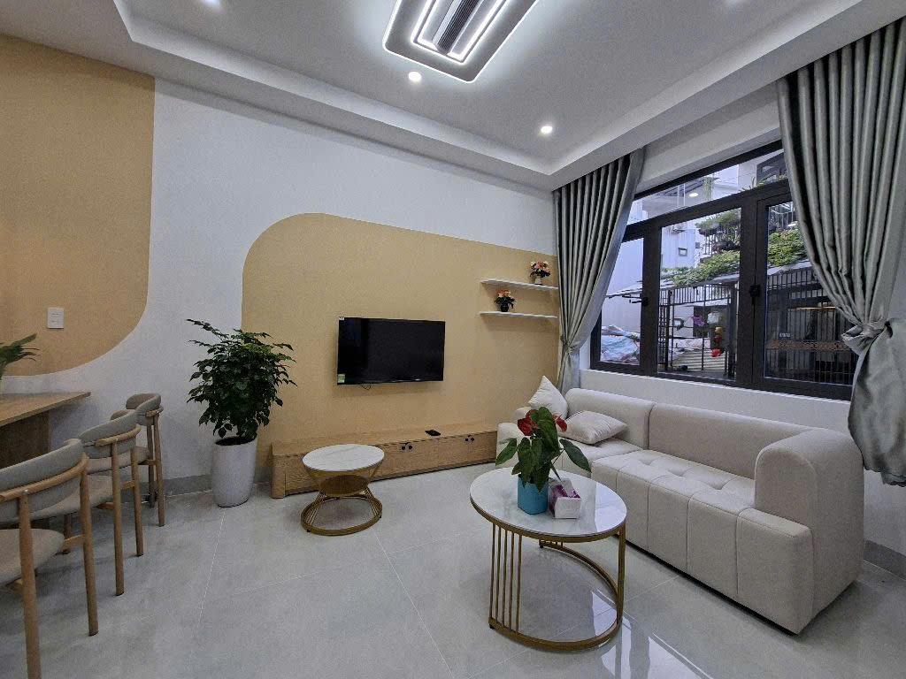 Nhà Cẩm Bắc - 3 Tầng Xây Mới - Ngang 6,5m - Full Nội Thất - Giá 5 tỷ