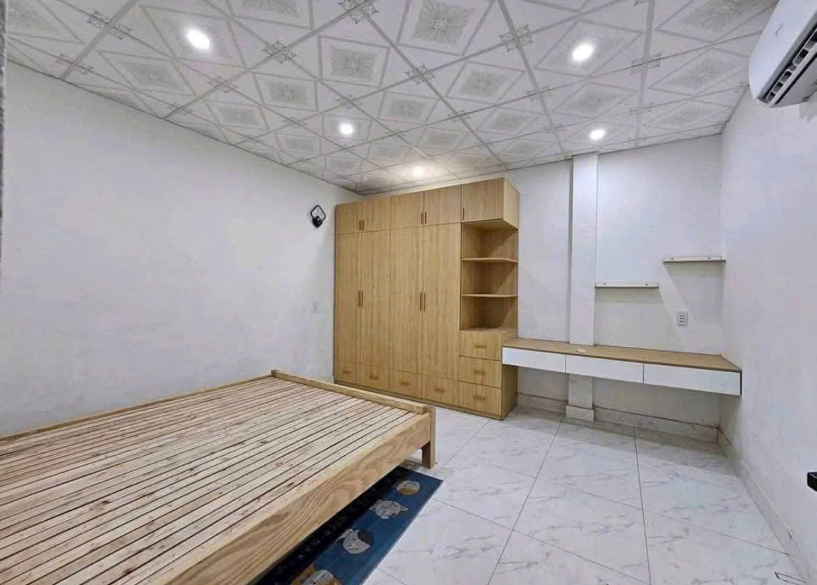 🔥 BÁN NHÀ MẶT TIỀN TÔN ĐẢN – VỊ TRÍ KINH DOANH SẦM UẤT - DT 103M2 x 2 TẦNG 🔥