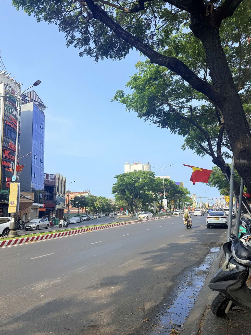 BÁN NHÀ 3 TẦNG TRƯNG NỮ VƯƠNG - SÁT CẦU RỒNG - CHỈ 3, 85 TỶ