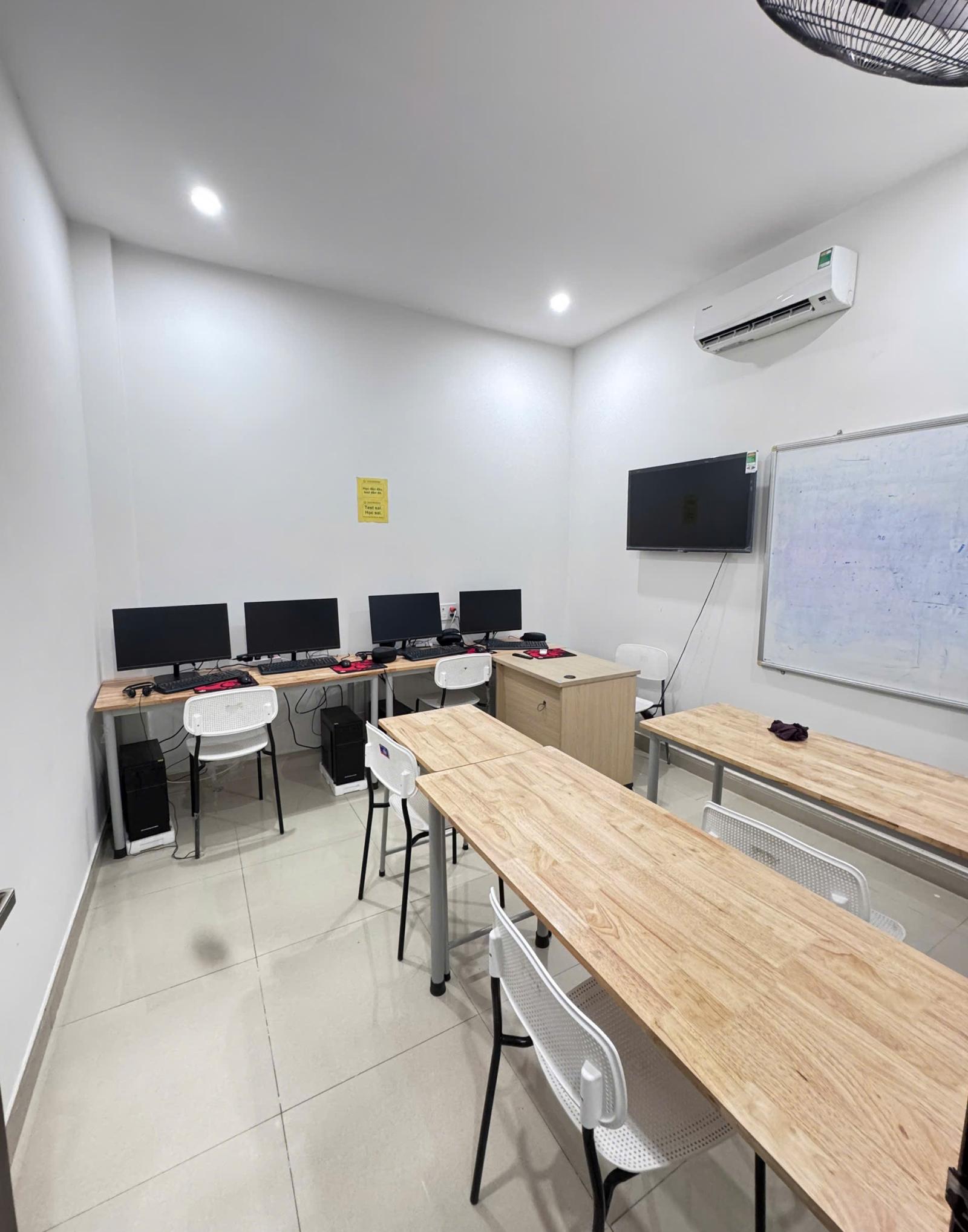 NHÀ MẶT PHỐ ĐA MẶN 3 – 3.5 TẦNG – 6 PHÒNG NGỦ – GIÁ CHỈ 7.85 TỶ! 
