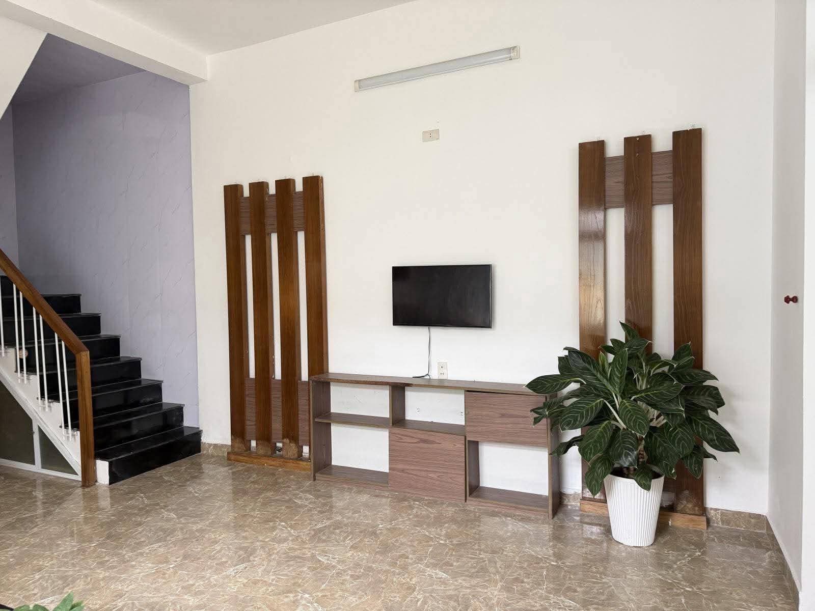 Bán nhà trung tâm Hải Châu nhỉnh 3 tỷ nhà đẹp