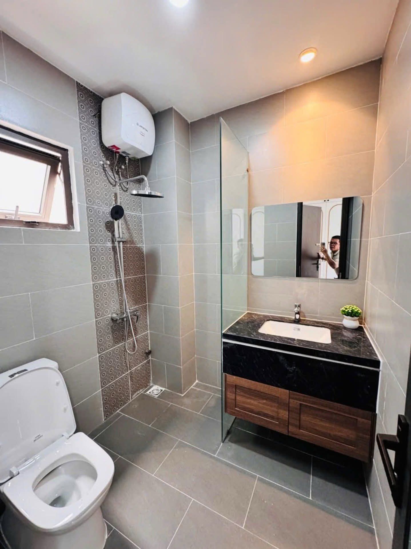 Bán nhà mặt phố tại Đường Cách Mạng Tháng Tám, Phường Hòa Thuận Tây, Hải Châu, Đà Nẵng giá 9 Tỷ