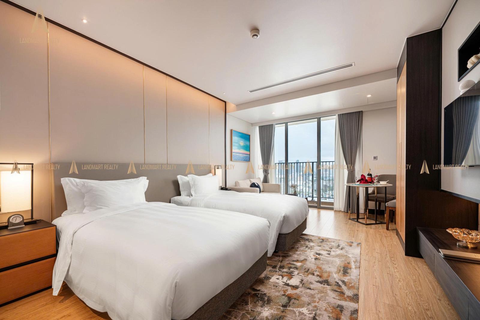 Căn Studio hiếm có vừa view biển Mỹ Khê, vừa ngắm trọn thành phố Đà Nẵng lung linh về đêm