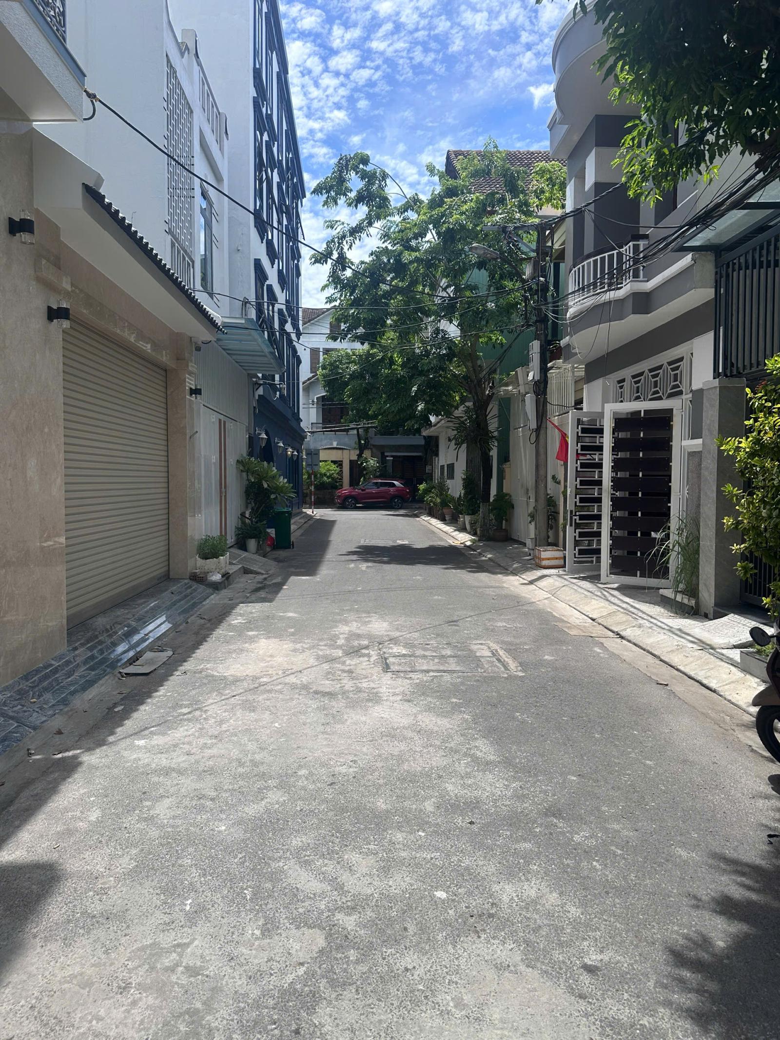 BÁN NHÀ 3 TẦNG – 90,4M² – ĐƯỜNG 2 Ô TÔ TRÁNH NHAU – HẢI CHÂU, ĐÀ NẴNG