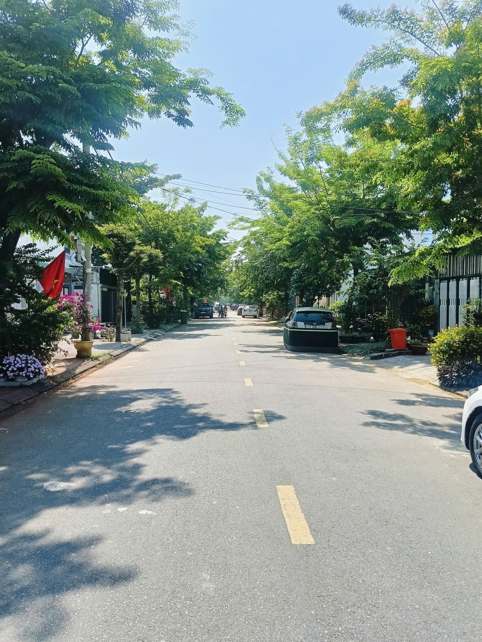 Bán đất MT đường TRẦN KIM XUYẾN , Hòa Xuân, Cẩm Lệ - Giá 5ty6 tỷ TL - LH: 0942992361
